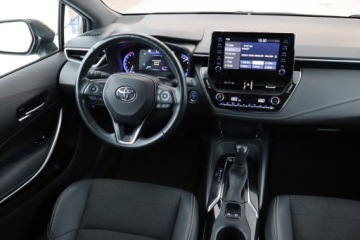 Toyota Corolla XII TS Kombi 1.8 Hybrid 122KM 2021 Toyota Corolla 1.8 Hybrid, Salon Polska, zdjęcie 5