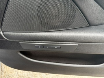 BMW Seria 5 F10-F11 Touring Facelifting 530d 258KM 2014 BMW 530 Serwisowany w ASO*Lift, zdjęcie 28