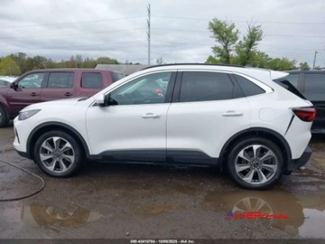 Ford Kuga III 2023 Ford Kuga 2023 r., 2,0L PLATINIUM 2.0 Benzyna 250KM, zdjęcie 14