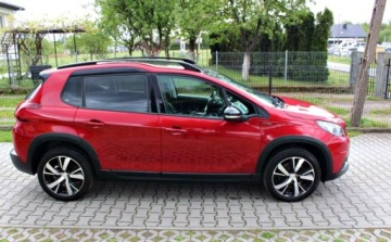 Peugeot 2008 I SUV Facelifting 1.2 PureTech 110KM 2019 Peugeot 2008 1.2 i Gt-line Navi Kamera 1 rok gwarancji 1.2 Benzyna, zdjęcie 3