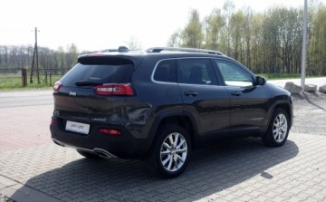 Jeep Cherokee V Terenowy 2.0 MJD 140KM 2014 Jeep Cherokee 2.0Multijet 170KM 4x4 4WD LIMITED SKORA AUTOMAT 2.0 Diesel, zdjęcie 4