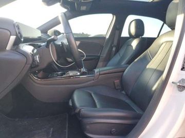 Mercedes Klasa A W177/V177 2019 Mercedes-Benz Klasa A 2.0L , od ubezpieczalni 2.0 Benzyna 188KM, zdjęcie 7