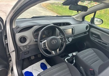Toyota Yaris III Hatchback 5d Facelifting 1.0 VVT-i 69KM 2015 Toyota Yaris Raty benzynka 5drzwi tylko 60 tys..., zdjęcie 30