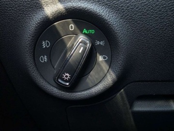 Skoda Kamiq Crossover 1.0 TSI 110KM 2022 Skoda Kamiq 1.0TSI 110KM Style Pakiet Comfort Pakiet promocyjny Tech Serwi, zdjęcie 10