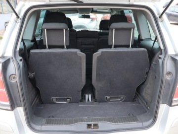 Opel Zafira B 1.6 Twinport ECOTEC 105KM 2006 Opel Zafira 1.6, 7 miejsc, Klima, Tempomat, zdjęcie 13