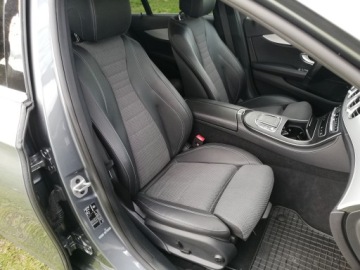 Mercedes Klasa E W214 Sedan Plug-In 2.0 300de 313KM 2023 Mercedes-Benz E 300e 4 Matic Hybryda Plug-in, zdjęcie 30