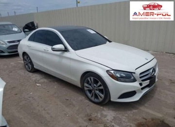 Mercedes Klasa C W205 2017 Mercedes-Benz Klasa C 2017, 2.0L, po gradobiciu