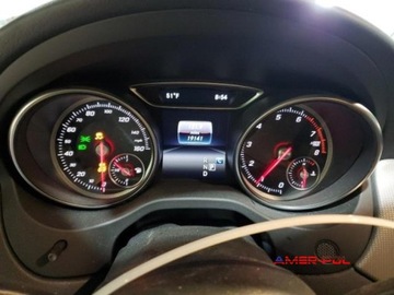 Mercedes GLA I 2019 Mercedes-Benz GLA 2019, 2.0L, od ubezpieczalnii 2.0 Benzyna 208KM, zdjęcie 6