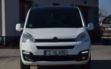Citroen Berlingo II Combi Facelifting 2015 1.6 BlueHDi 120KM 2017 Citroen Berlingo 1,6 HDI 2017r Klimatronik PDC Panorama Led Tempomat Sprow, zdjęcie 2