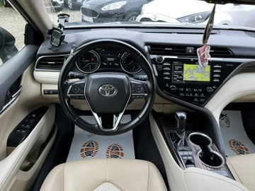 Toyota Camry IX Sedan 2.5 Hybrid Dynamic Force 218KM 2020 Toyota Camry Executive+Pakiet VIP/Srewis/ Salon PL, zdjęcie 10