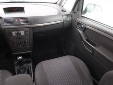 Opel Meriva I 1.4 TWINPORT ecoFLEX 90KM 2006 Opel Meriva 1.4 16V Twinport, Klima, zdjęcie 7