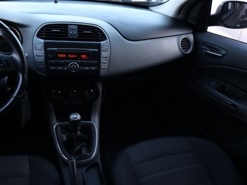 Fiat Bravo II Hatchback 5d Seria 2 1.4 16V 90KM 2013 Fiat Bravo 1.4 16V, Salon Polska, Klima,ALU, zdjęcie 21