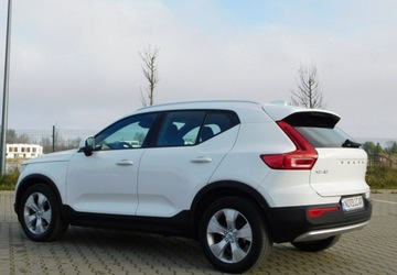 Volvo XC40 Crossover Facelifting 1.5 T2 129KM 2022 Volvo XC 40 z Gwarancja Bezwypadkowy 100 1.5 Benzyna 129KM, zdjęcie 26