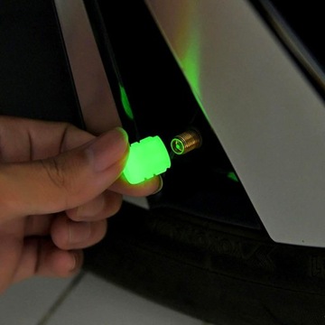 Люминесцентные колпачки на клапаны, светящиеся в ночное время, 4 шт. Зелёные.