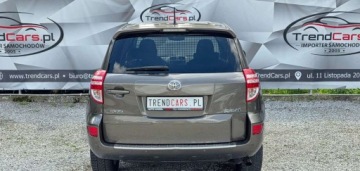 Toyota RAV4 III MPV Facelifting 2.0 Valvematic 158KM 2011 Toyota RAV4 2.0 158 KM 4x4 bezwypadkowa serwisowana Oplacona 2.0 Benzyna, zdjęcie 29