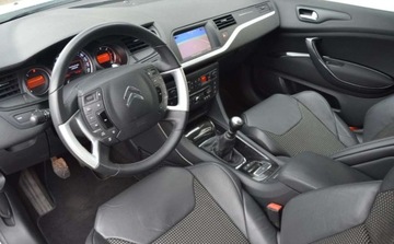 Citroen C5 III Tourer 2.0 HDi FAP 163KM 2015 Citroen C5 Citroen C5 ver-2-0-ecoblue-st--line-x 2.0 Diesel 163KM, zdjęcie 34