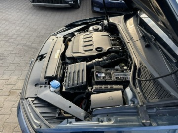 Volkswagen Passat B8 Variant Facelifting 2.0 TDI SCR 150KM 2023 Volkswagen Passat Variant Automat Skóra Kamera, zdjęcie 14