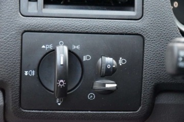 Ford Kuga II SUV 2.0 Duratorq TDCi 140KM 2012 Ford Kuga Klimatronic Parktronic(przodtyl) Tempomat MultifunckiaAlu-Felgi, zdjęcie 13