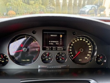 Volkswagen Phaeton 2007 Volkswagen Phaeton 3.0 diesel 224KM 2007r zarejestrowany, zdjęcie 16