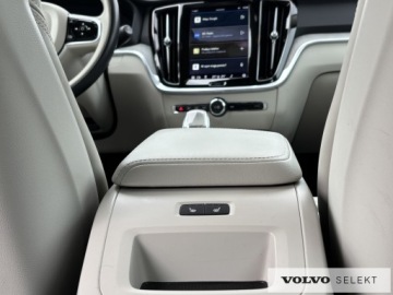 Volvo V60 II  Kombi Facelifting 2.0 B4 197KM 2023 Volvo V60 V60 B4 | Diesel | Plus Bright | | FV23%, zdjęcie 16