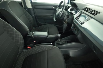 Skoda Fabia III Kombi Facelifting 1.0 MPI 60KM 2020 Skoda Fabia 1.0, Salon Polska, Serwis ASO, GAZ, zdjęcie 6