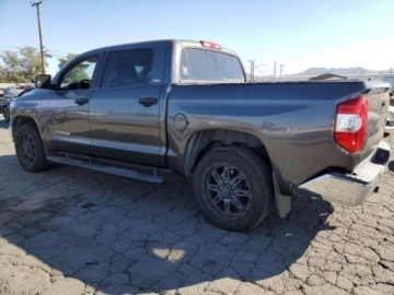 Toyota Tundra II 2015 Toyota Tundra Toyota Tundra Truck CrewMax 4.6 Benzyna 310KM, zdjęcie 2