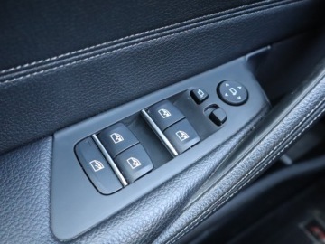 BMW Seria 5 G30-G31 Touring 520d 190KM 2018 BMW 5 520d, 187 KM, Automat, Skóra, Navi, Klima, zdjęcie 20