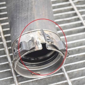 7810617 LEVÝ PŘÍVOD INTERCOOLER BMW 3 F30 F80 316 D