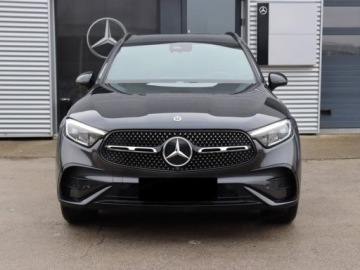 Mercedes GLC C254/X254 SUV 2.0 200d 163KM 2026 MERCEDES-BENZ GLC 200 d 4-Matic AMG Line 2.0 (163KM) 2026, zdjęcie 1
