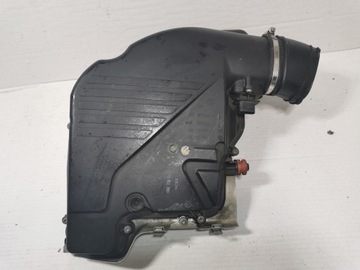 BMW F01 F02 4.4B POUZDRO FILTRU VZDUCHU 7577467