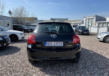 Toyota Auris I Hatchback 1.6 Valvematic 132KM 2010 Toyota Auris, zdjęcie 7