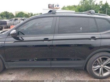 Volkswagen Tiguan II 2022 Volkswagen Tiguan 2022r., 2.0T S, od ubezpieczalni 2.0 Benzyna 185KM, zdjęcie 3