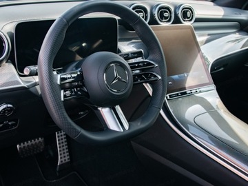 Mercedes GLC C254/X254 Coupe 2.0 220d 197KM 2025 MERCEDES-BENZ GLC 220 d 4-Matic AMG Line 2.0(197KM) 2025, zdjęcie 7