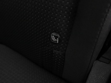 Honda HR-V II SUV 1.5 i-VTEC 130KM 2018 Honda HR-V 1.5 i-VTEC Elegance Nawigacja Tempomat, zdjęcie 33