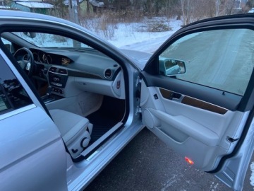 Mercedes Klasa C W204 Limuzyna 3.5 350 CGI BlueEFFICIENCY 306KM 2013 Mercedes-Benz Klasa C C350 Lift V6 Elegance RWD Szwajcaria Serwis ASO 3.5, zdjęcie 35