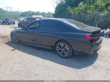 BMW Seria 7 G11-G12 2020 BMW Seria 7 750i xDrive 2020 4.4l 4.4 Benzyna 523KM, zdjęcie 3