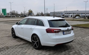 Opel Insignia I Country Tourer 2.0 CDTI Ecotec 163KM 2014 Opel Insignia 2,0CDTI (163KM) Automat Lift 2014 r. 2.0 Diesel 163KM, zdjęcie 2