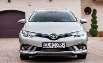 Toyota Auris II Touring Sports Facelifting 1.2 D-4T 116KM 2018 Toyota Auris Toyota Auris 1.2 Turbo Design Edition 1.2 Benzyna 116KM, zdjęcie 2