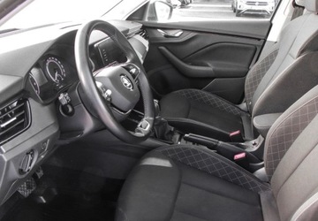 Skoda Kamiq Crossover 1.0 TSI 110KM 2022 Skoda Kamiq 1.0TSI 110KM, DSG, Ambition, Pakiet Comfort, Przedluzona Gwara, zdjęcie 10
