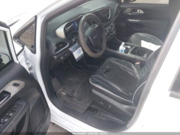 Chrysler Pacifica II 2023 Chrysler Pacifica Hybrid Limited 2023 3.6 Hybryda 287KM, zdjęcie 10