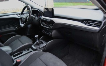 Ford Focus IV Hatchback 1.0 EcoBoost 100KM 2019 Ford Focus GWARANCJA, 2019, 1.0 Na lancuchu Niski przebieg, Bogate wyposaz, zdjęcie 6