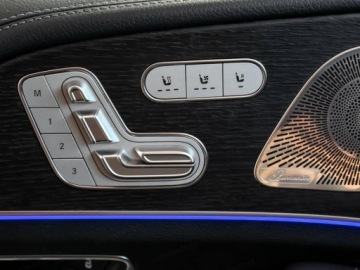 Mercedes GLE V167 SUV Facelifting 2.0 300d 269KM 2025 MERCEDES-BENZ GLE 300 d 4-Matic AMG Line 2.0 (269KM) 2025, zdjęcie 16