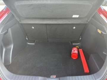 Toyota C-HR II SUV 2.0 Hybrid Dynamic Force 197KM 2024 Toyota C-HR Toyota C-HR 2.0 Hybrid GR Sport VAT23 2.0 Hybryda 197KM, zdjęcie 18