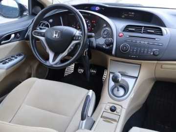 Honda Civic VIII Hatchback 3d 1.8 i-VTEC 140KM 2008 Honda Civic 1.8 i, Salon Polska, Serwis ASO, GAZ, zdjęcie 6