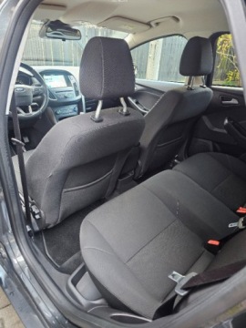 Ford Focus III Kombi Facelifting 1.5 TDCi 120KM 2017 Ford Focus navi grz. fotele grz. kierownica ALU 18 2x kola 1.5, zdjęcie 10