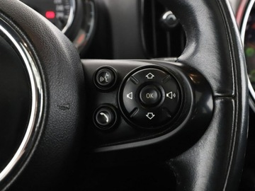 Mini Countryman F60 Crossover 1.5 Plug-in Hybrid 224KM 2019 Mini Countryman PHEV skóra panorama navi klim, zdjęcie 27