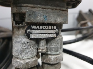 MAN TGA ZAWÓR HAMULCA RĘCZNEGO WABCO 9617234140