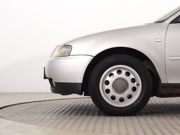 Audi A3 8L Hatchback 1.9 TDI PD 100KM 2003 Audi A3 1.9 TDI, Klima, Klimatronic,ALU, El. szyby, zdjęcie 11