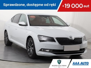 Skoda Superb III Liftback 2.0 TSI 220KM 2016 Skoda Superb 2.0 TSI, Salon Polska, Serwis ASO