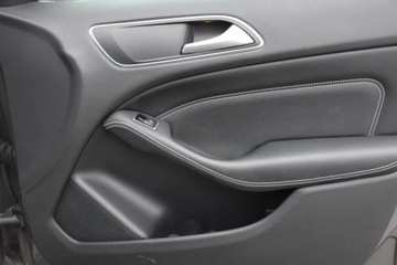 Mercedes Klasa B W246 Sports Tourer Facelifting 1.6 180 122KM 2016 Mercedes-Benz Klasa B MERCEDES B180 122KM ALU17 Automat LED WEBASTO Navi G, zdjęcie 21